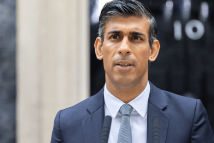 Rishi Sunak Announces First Migrant Flight from UK to Rwanda